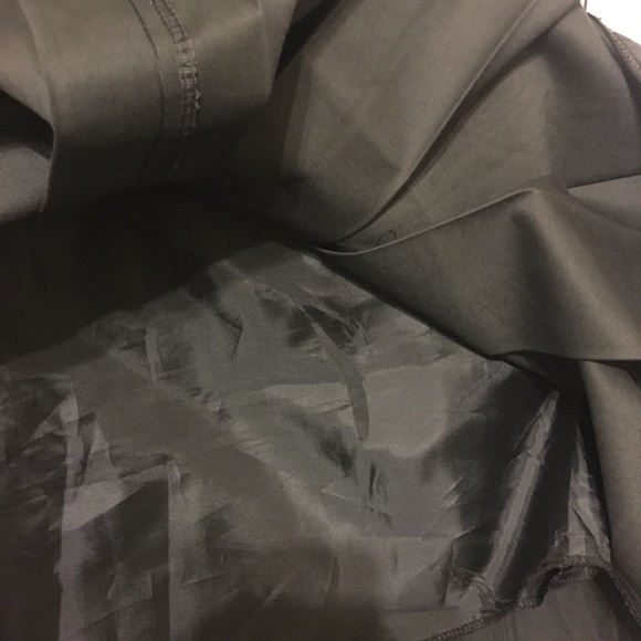 Black skater pleaded skirt - Picture 7 of 8